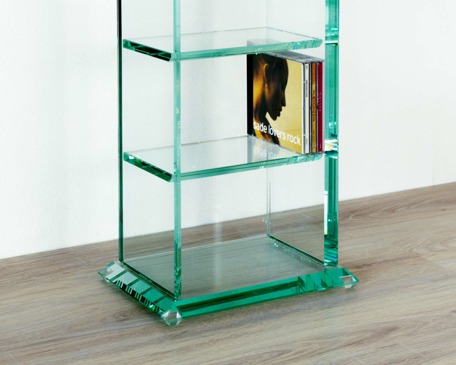 CD-Regale aus Glas The Art - VETROSO Glasmöbel